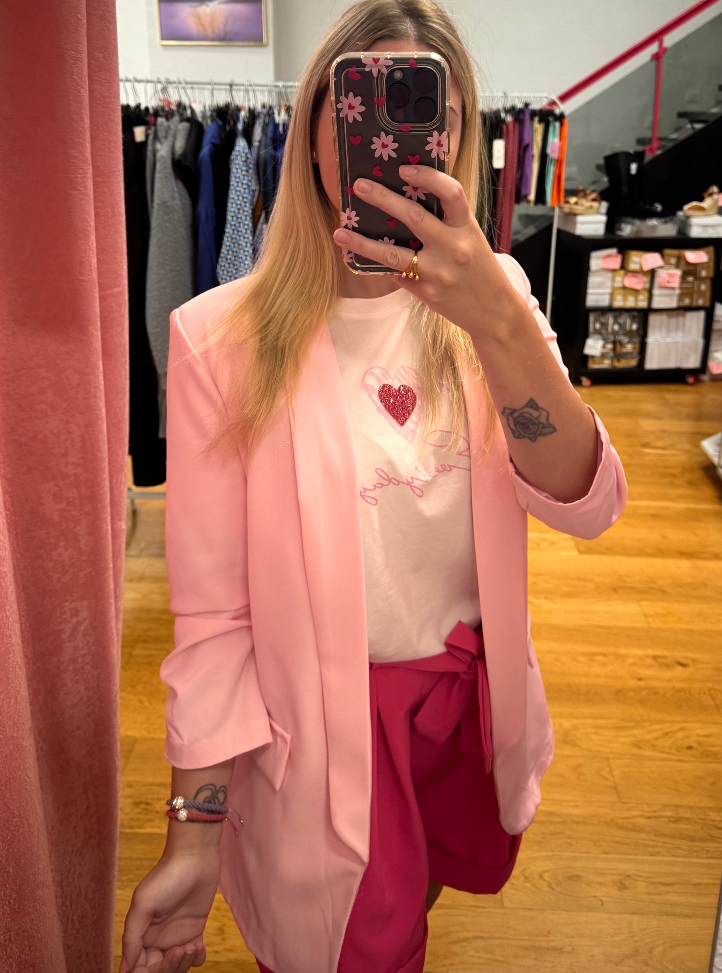 Americana rosa chicle