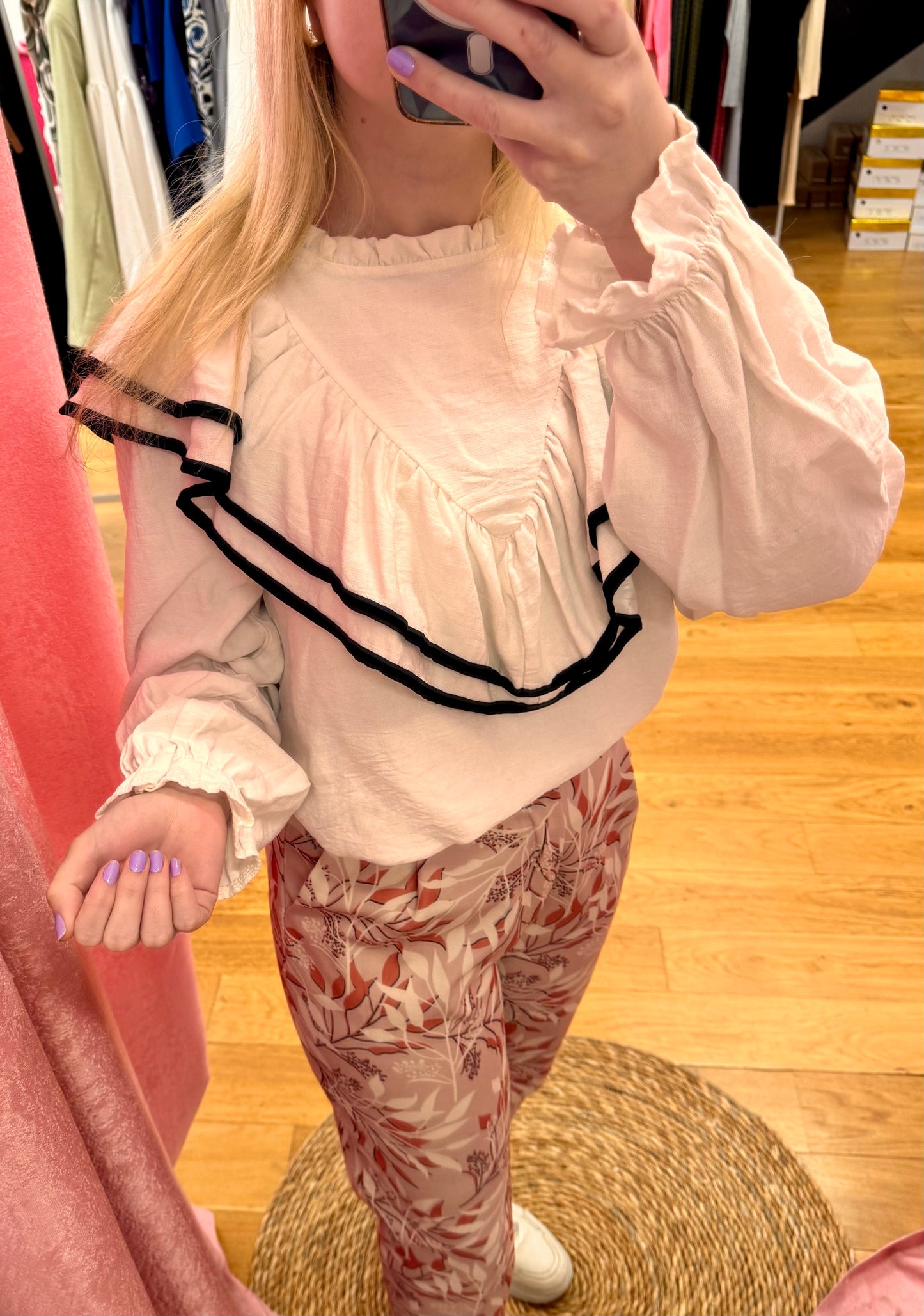 Blusa volante blanca