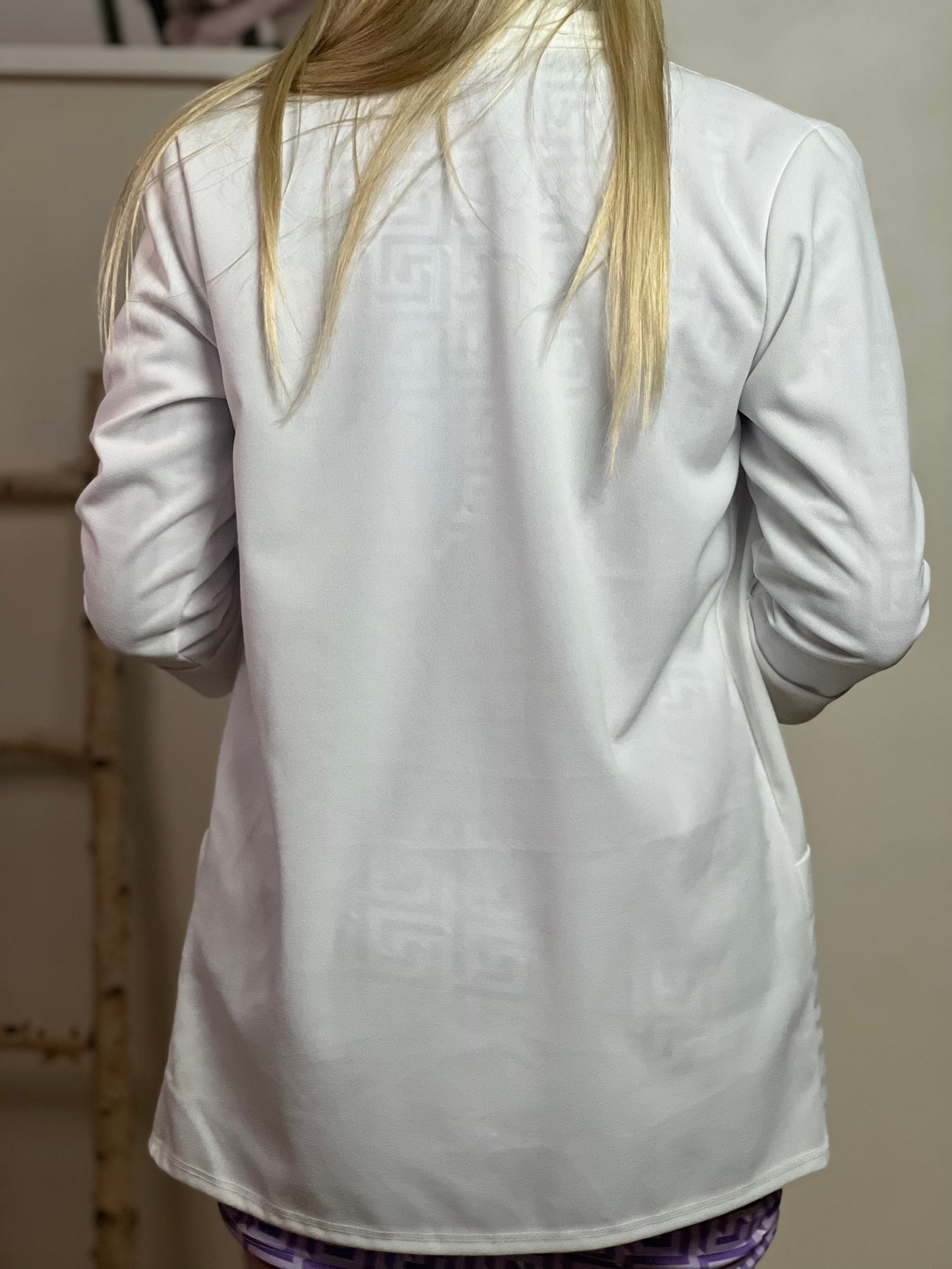 Americana Básica color Blanca