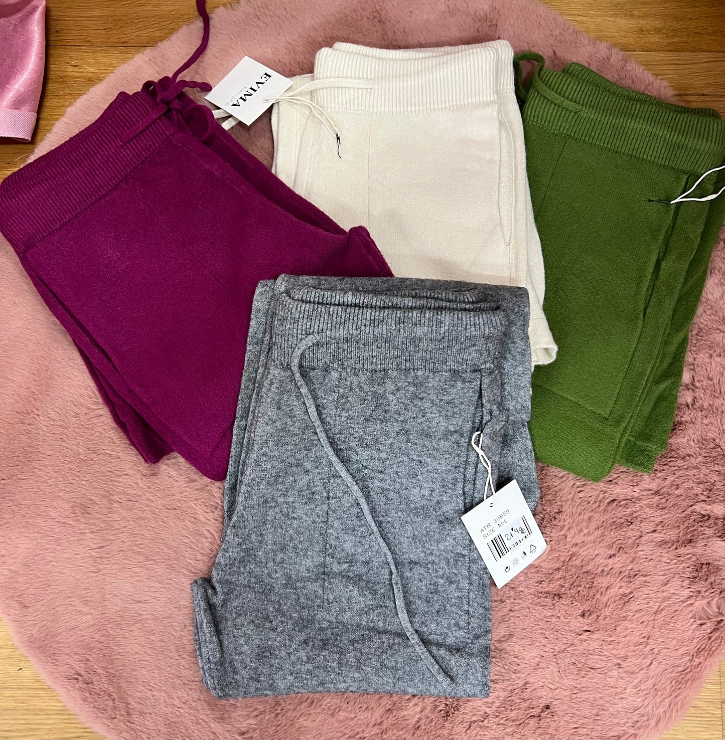 Pantalón de punto campana