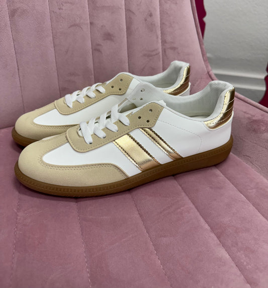 Zapatillas rayas doradas
