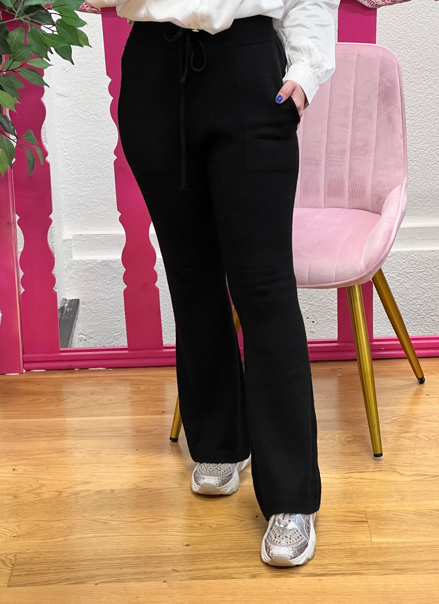 Pantalón de punto campana