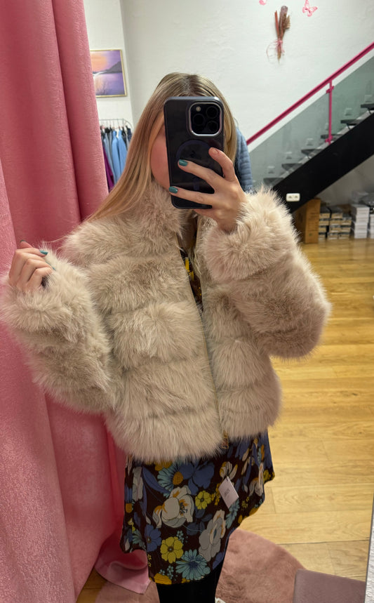 Abrigo pelito beige