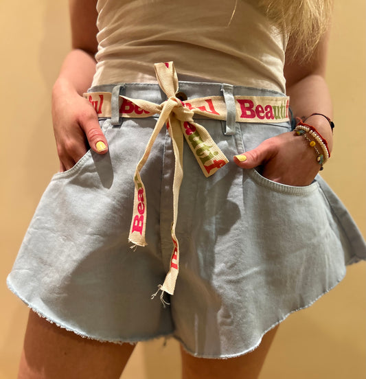 Pantalón Corto azul cielo